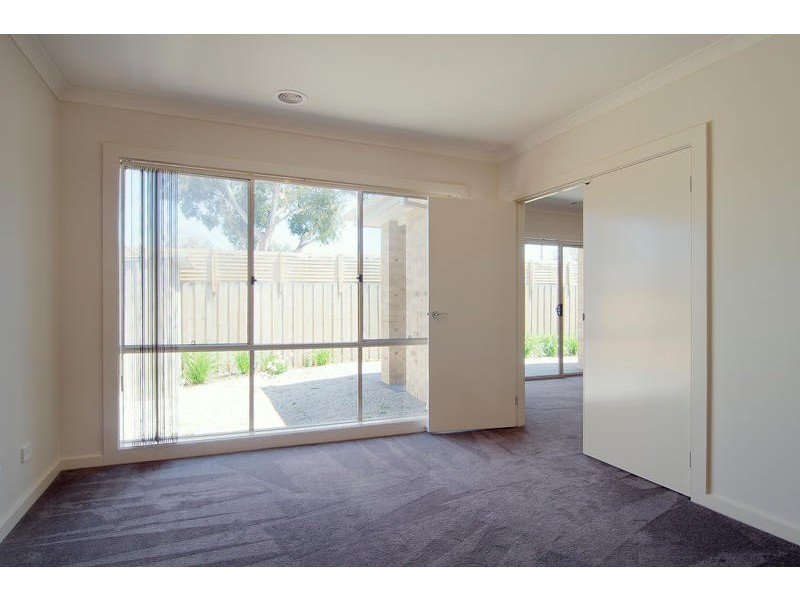 31 Reid Parade, Hastings VIC 3915