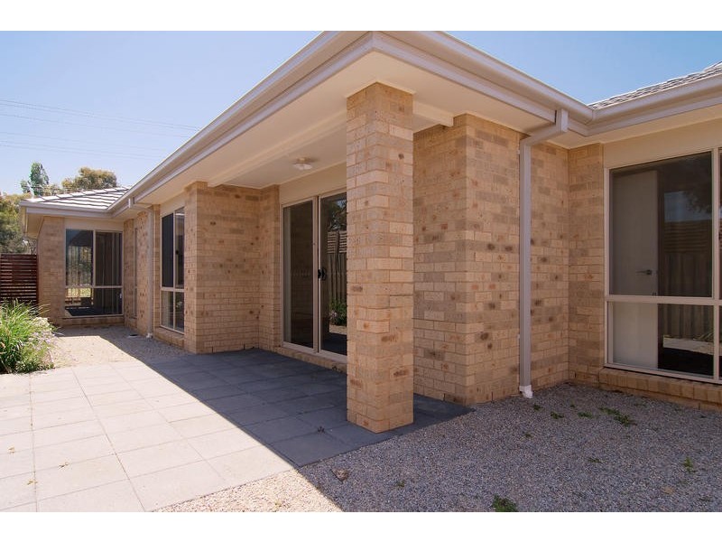 31 Reid Parade, Hastings VIC 3915