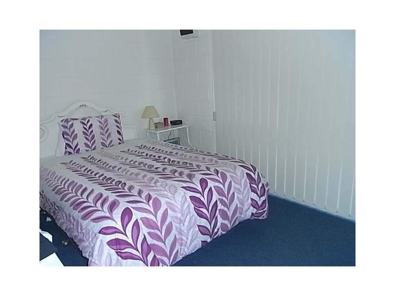 2/19 Queen Street, Hastings VIC 3915