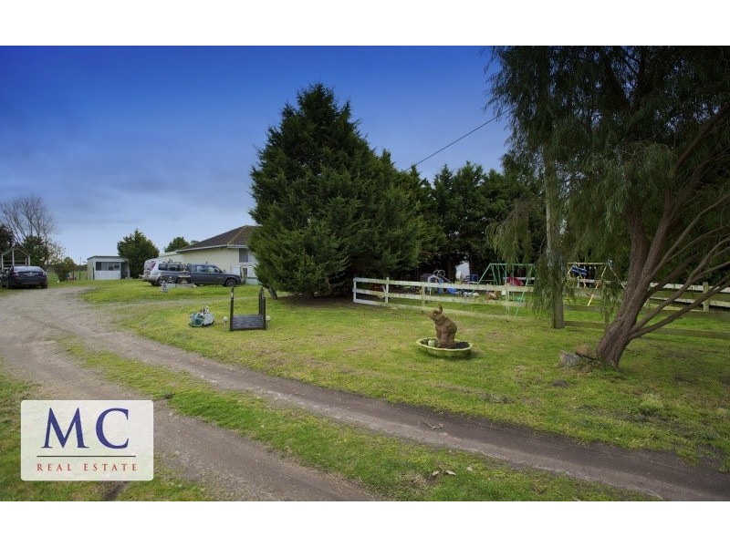 68 Dandenong Hastings Road, Somerville VIC 3912