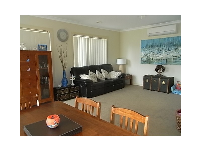 17 James Hird Drive, Hastings VIC 3915