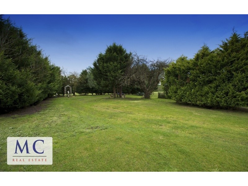 68 Dandenong Hastings Road, Somerville VIC 3912