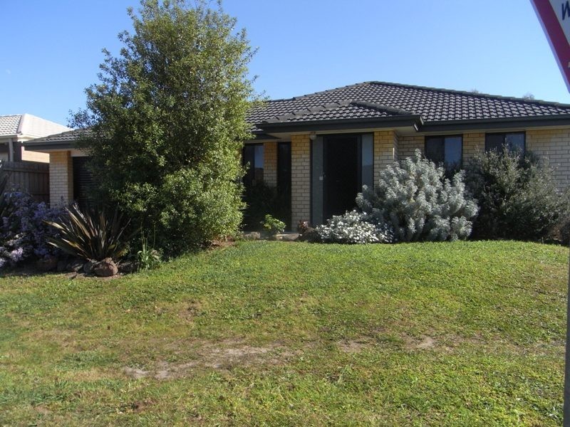 2 Alexander Drive, Hastings VIC 3915