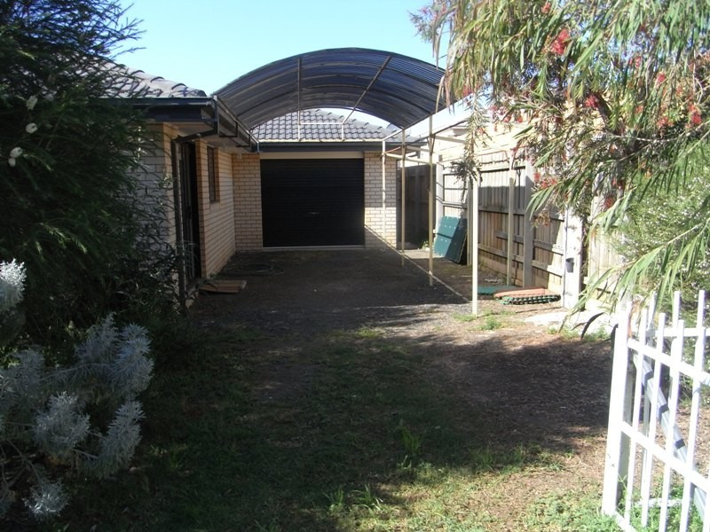2 Alexander Drive, Hastings VIC 3915
