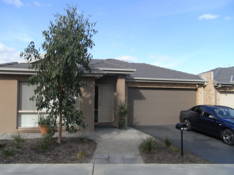 19 James Hird Drive, Hastings VIC 3915