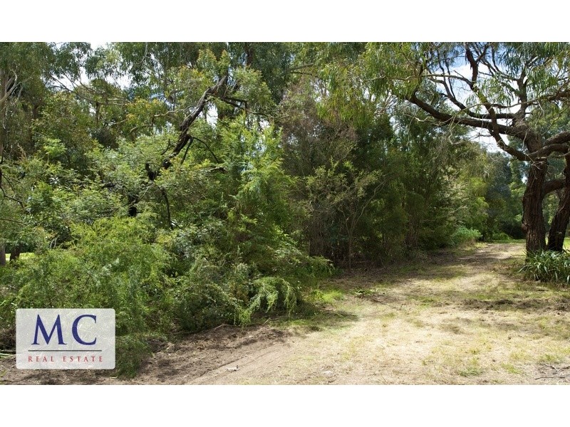 2/16 Hunts Road, Bittern VIC 3918