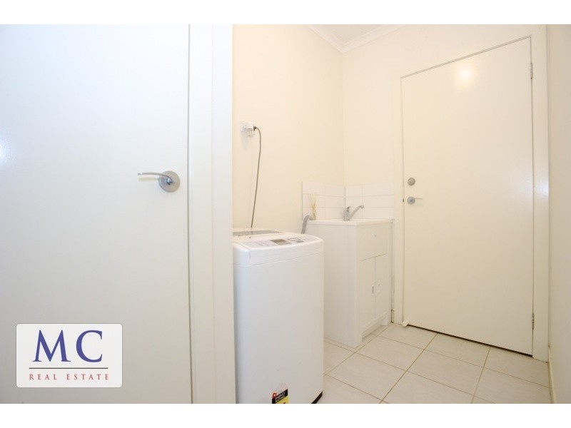 1/2070 Frankston Flinders Road, Hastings VIC 3915