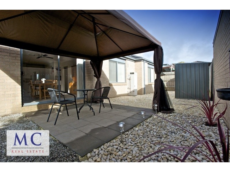 2 Dylan Drive, Hastings VIC 3915