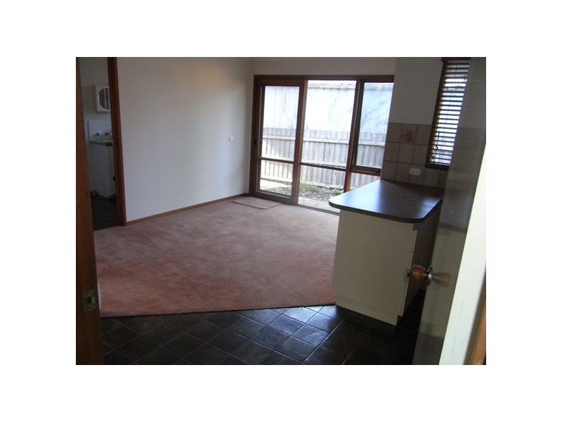 2/117 Salmon Street, Hastings VIC 3915