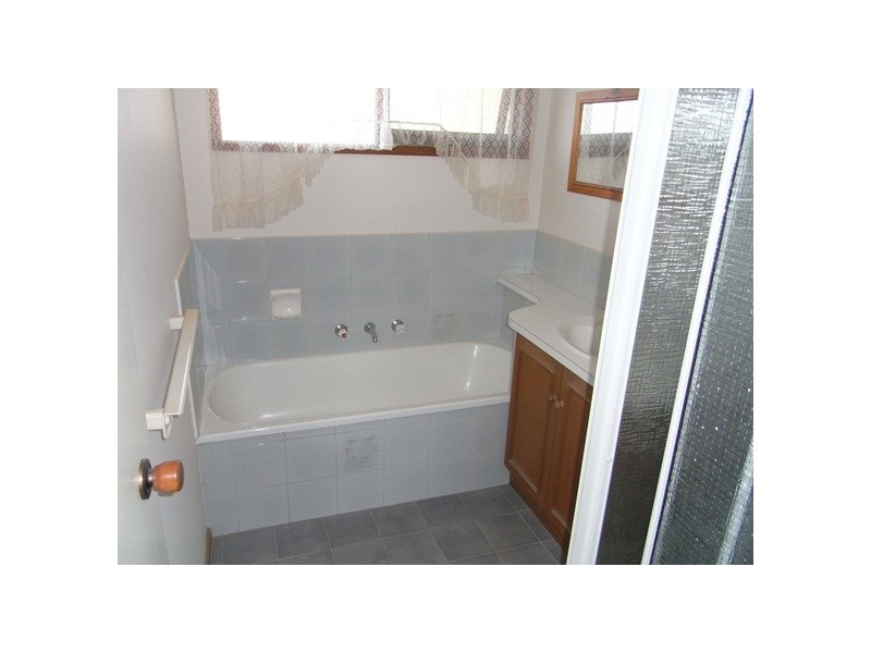 2/117 Salmon Street, Hastings VIC 3915