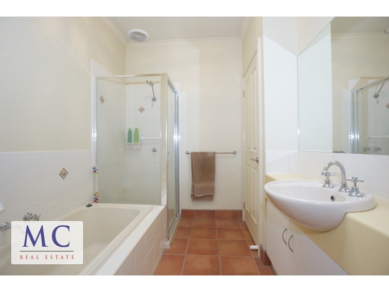 2/240 Stony Point Road, Crib Point VIC 3919