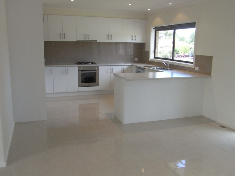 14 Hilltop Rise, Hastings VIC 3915