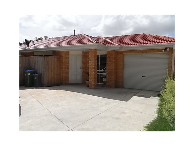 4/8 Gold Court, Hastings VIC 3915