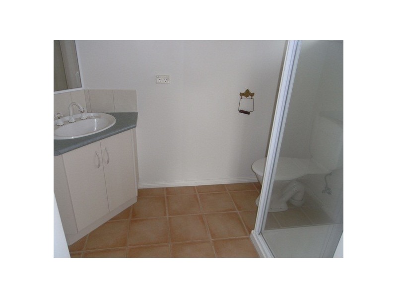 6 Cathy Clifford Court, Hastings VIC 3915