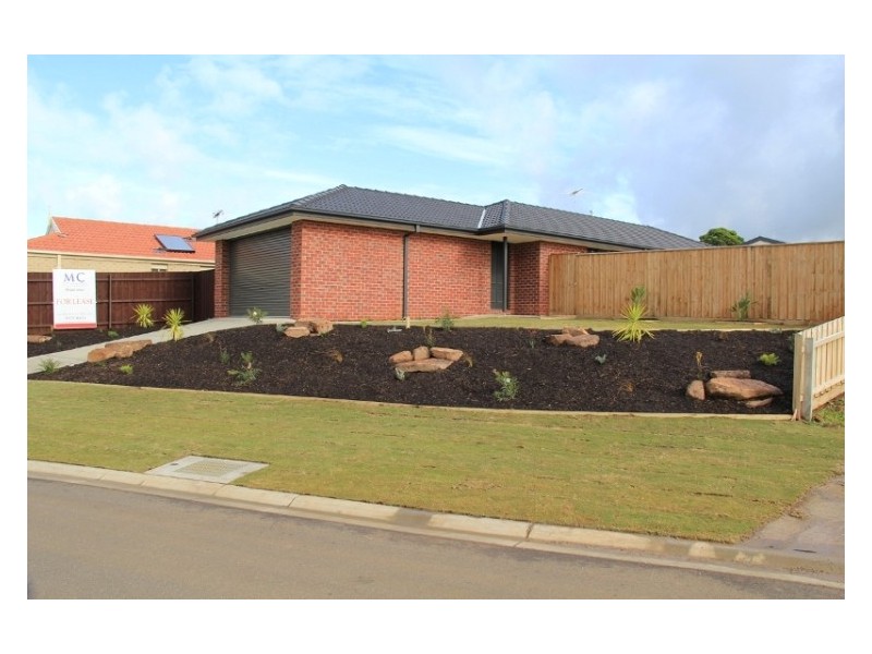 10 Olivia Way, Hastings VIC 3915