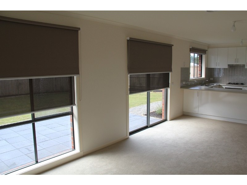 10 Olivia Way, Hastings VIC 3915