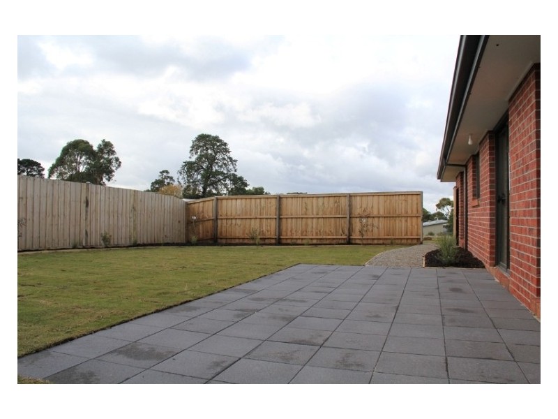 10 Olivia Way, Hastings VIC 3915