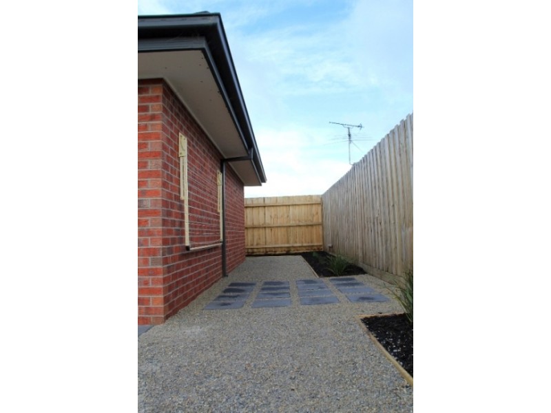 10 Olivia Way, Hastings VIC 3915