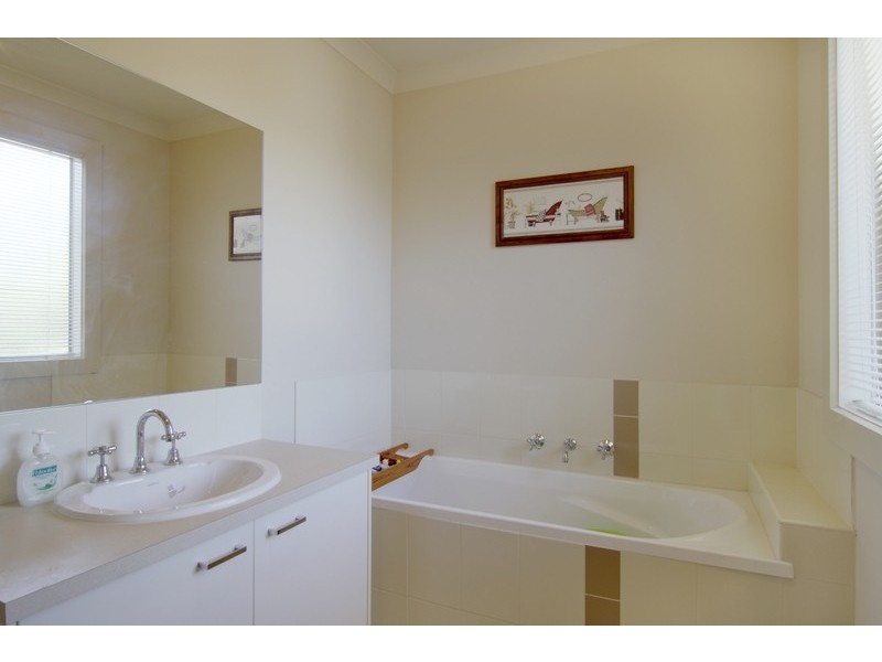 12 The Sheedy Way, Hastings VIC 3915