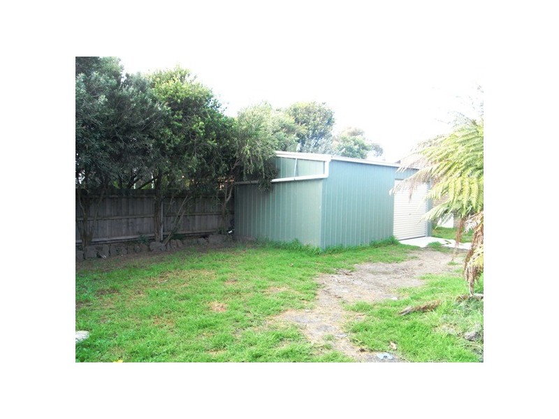 8 Tiga Court, Tyabb VIC 3913