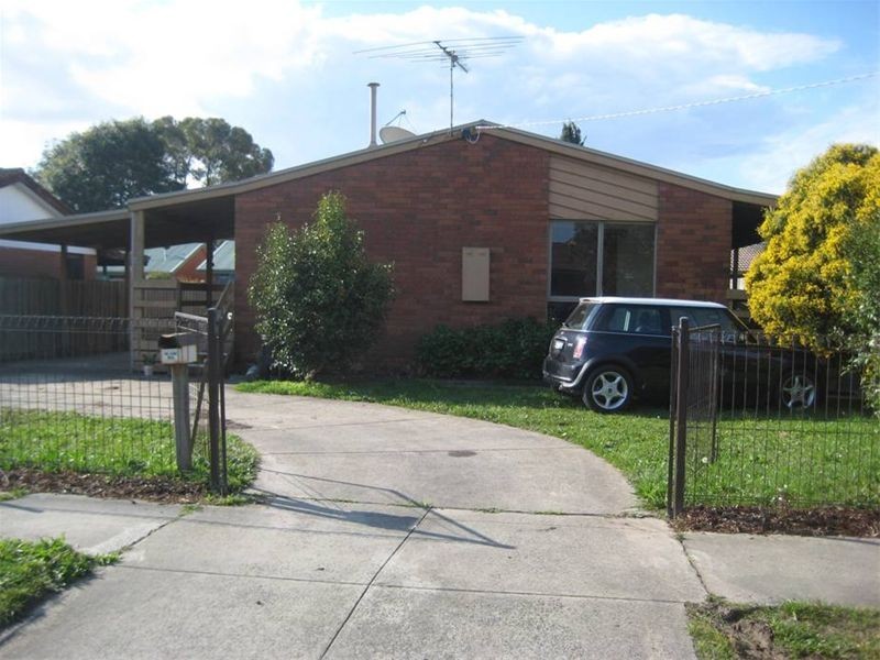 34 Spring Street, Hastings VIC 3915