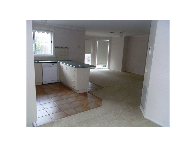 6 Cathy Clifford Court, Hastings VIC 3915