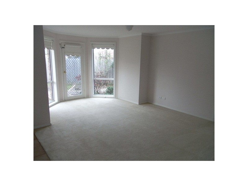 6 Cathy Clifford Court, Hastings VIC 3915