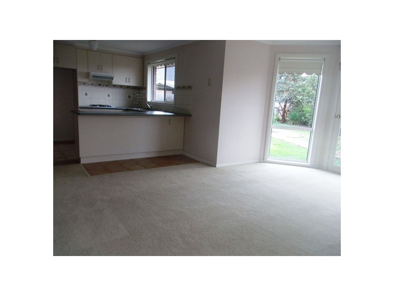 6 Cathy Clifford Court, Hastings VIC 3915