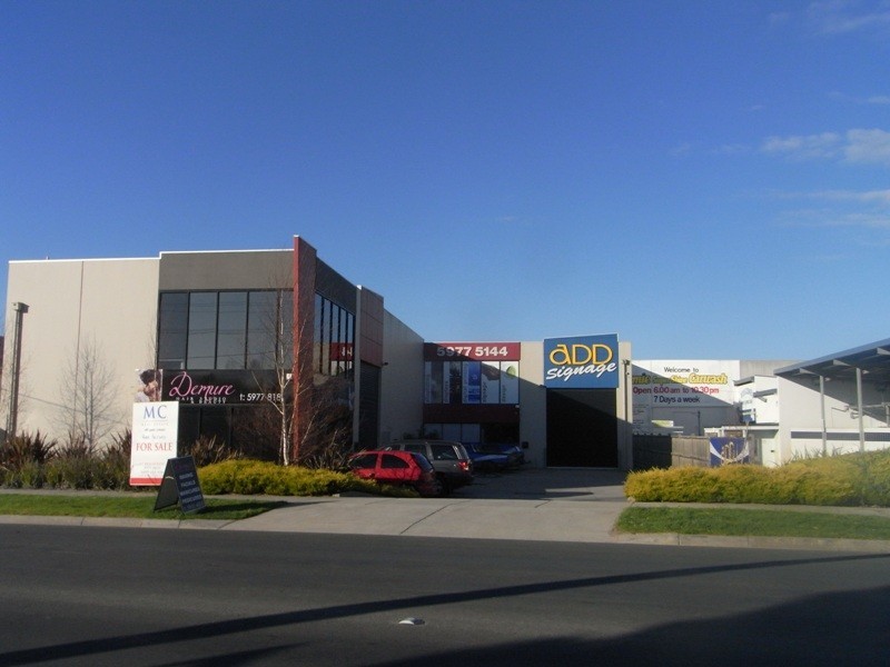 2/15 Grant Road, Somerville VIC 3912