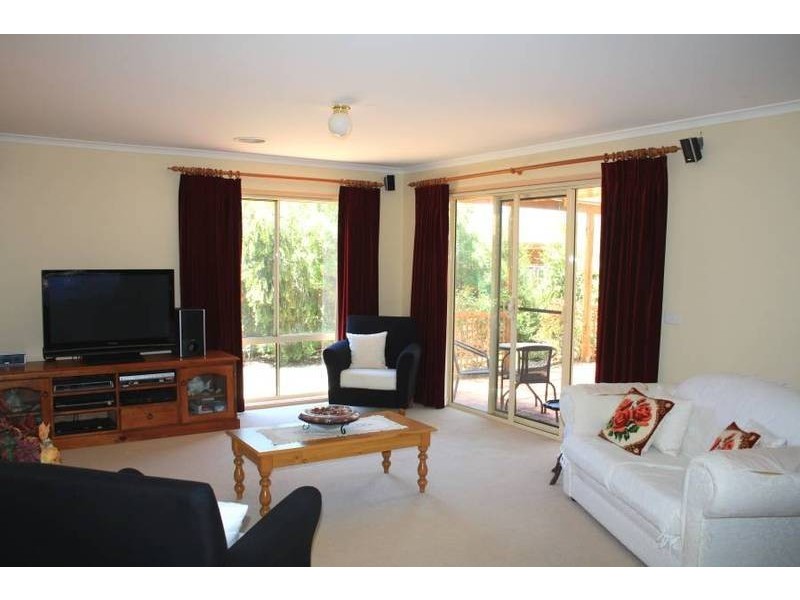 32 Michelle Drive, Hastings VIC 3915