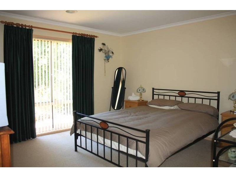 32 Michelle Drive, Hastings VIC 3915