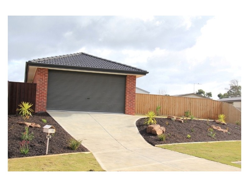 10 Olivia Way, Hastings VIC 3915