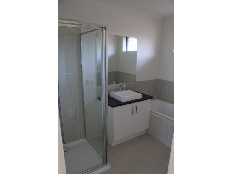 10 Olivia Way, Hastings VIC 3915