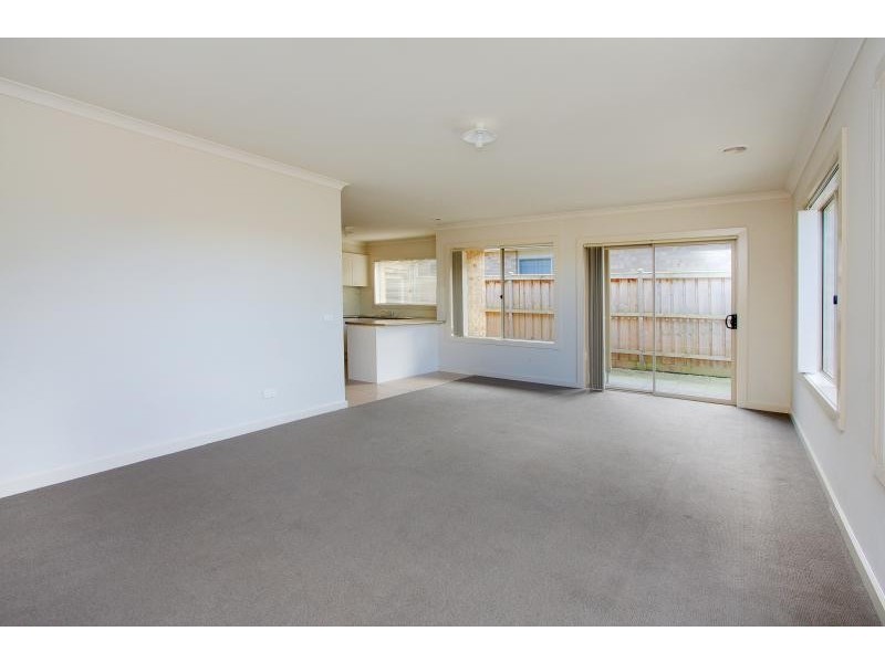 5 James Hird Drive, Hastings VIC 3915