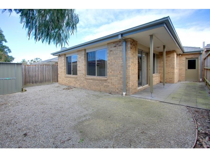 5 James Hird Drive, Hastings VIC 3915