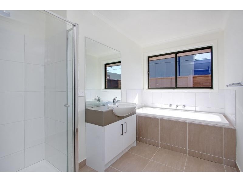 4/10 Victoria Street, Hastings VIC 3915