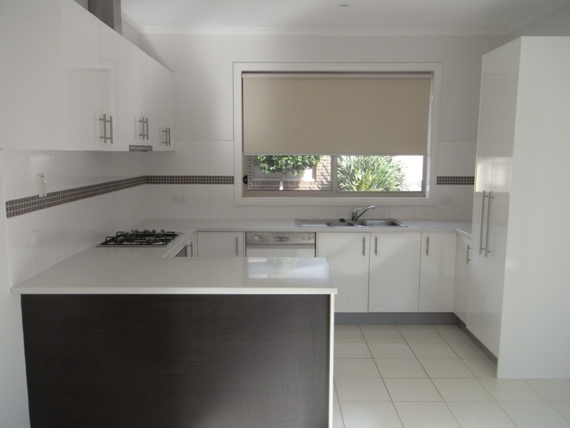 4/25 Douglas Street, Hastings VIC 3915