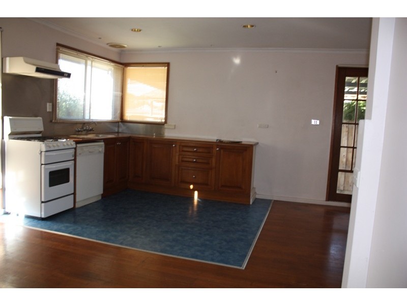 4 Aitape Court, Hastings VIC 3915