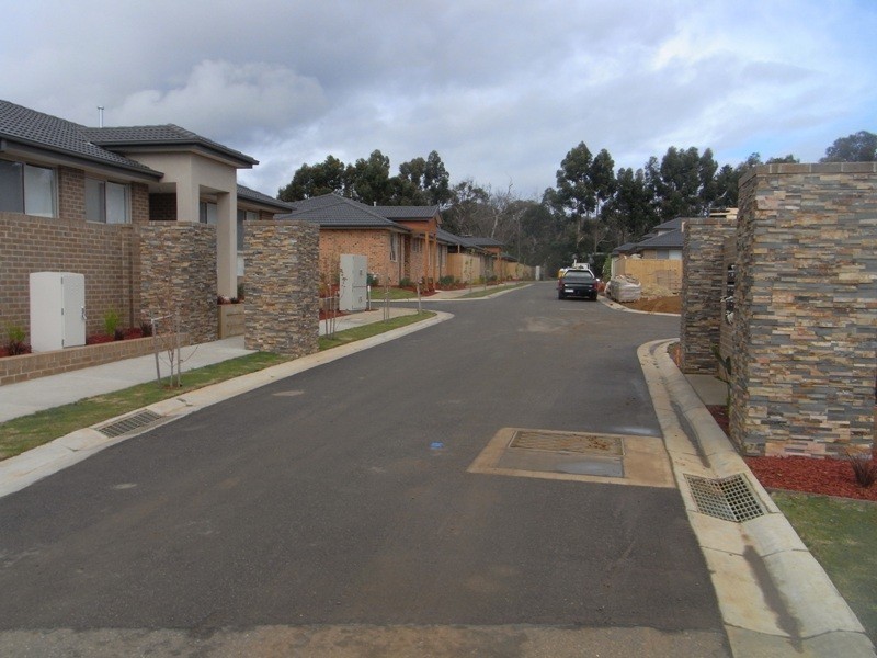 13/1A Annette Court, Hastings VIC 3915