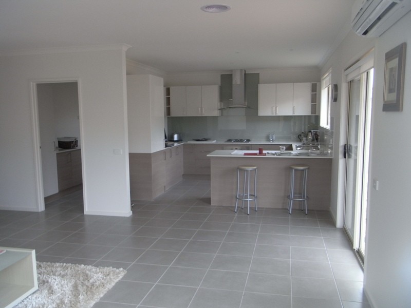 21/1A Annette Court, Hastings VIC 3915