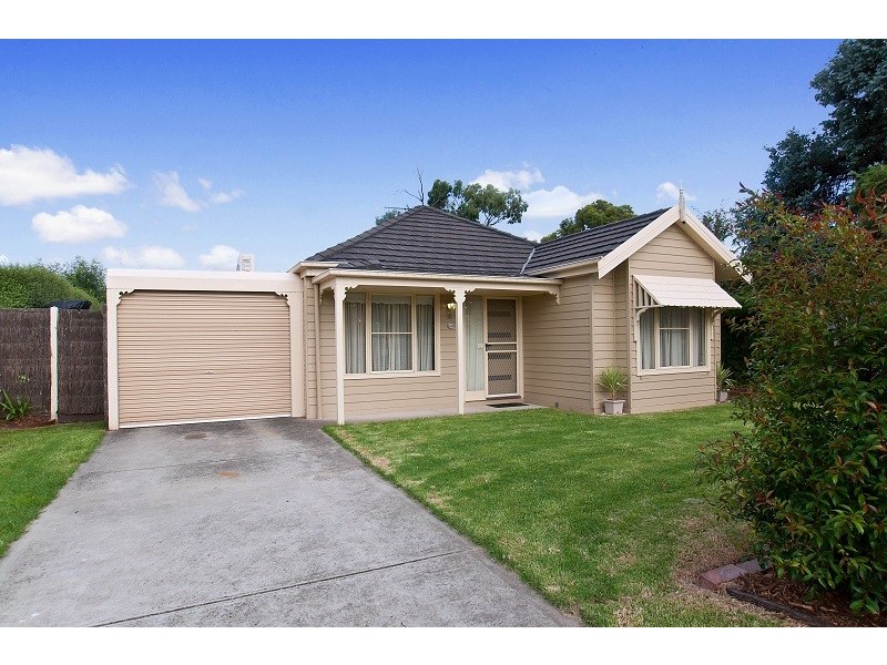 3 Penshurst Avenue, Hastings VIC 3915