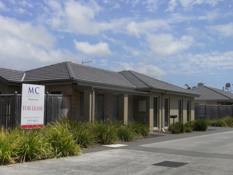 41 James Hird Drive, Hastings VIC 3915