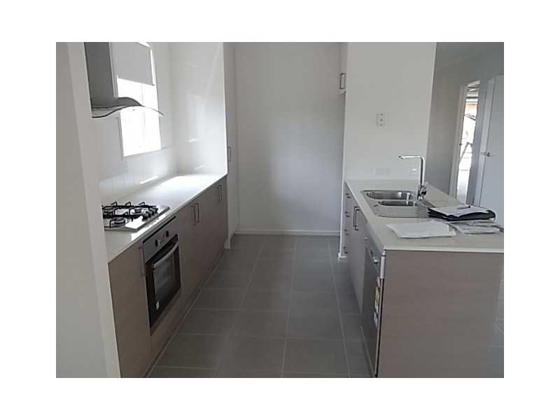 21/1A Annette Court, Hastings VIC 3915