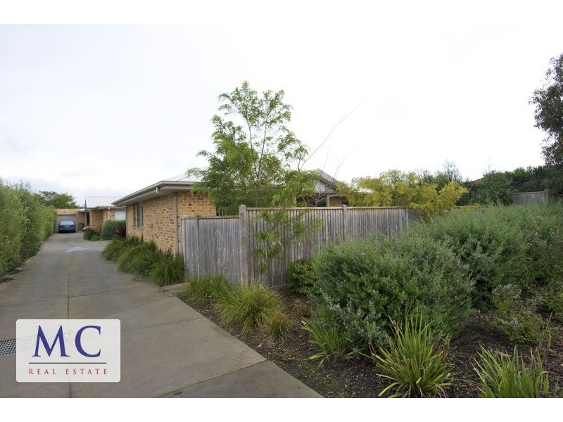 1/2070 Frankston Flinders Road, Hastings VIC 3915