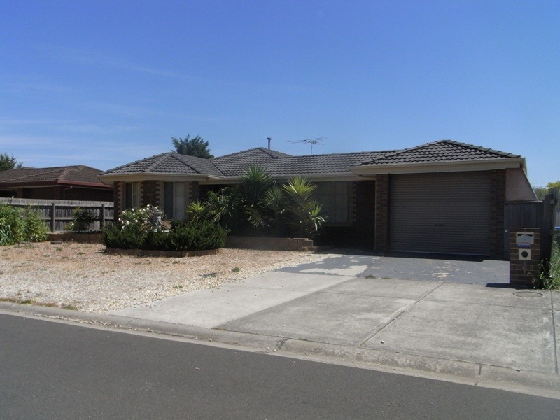 2 Thomas Place, Hastings VIC 3915