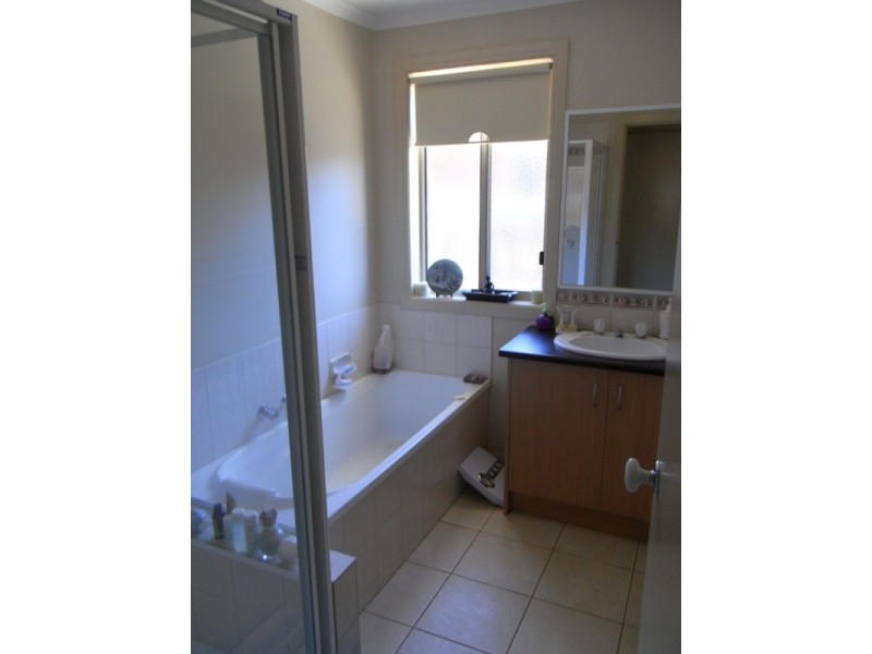 2 Thomas Place, Hastings VIC 3915