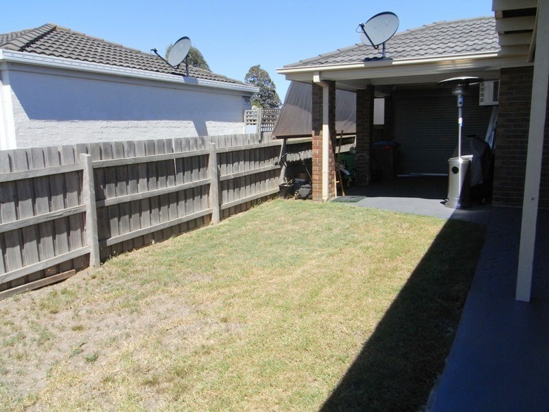 2 Thomas Place, Hastings VIC 3915