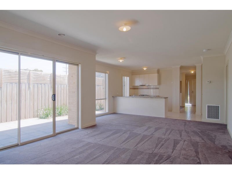 31 Reid Parade, Hastings VIC 3915