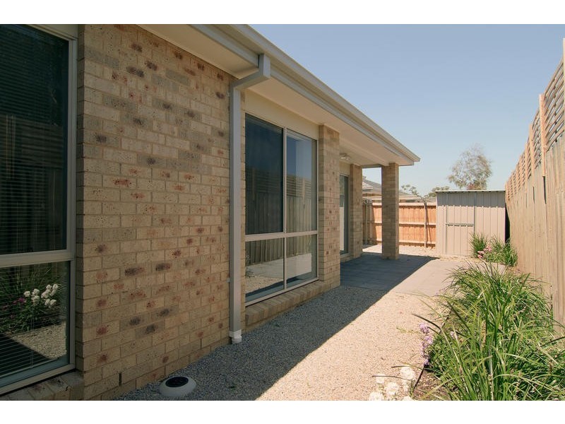 31 Reid Parade, Hastings VIC 3915