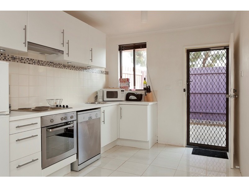 2/5 Arthur Street, Hastings VIC 3915